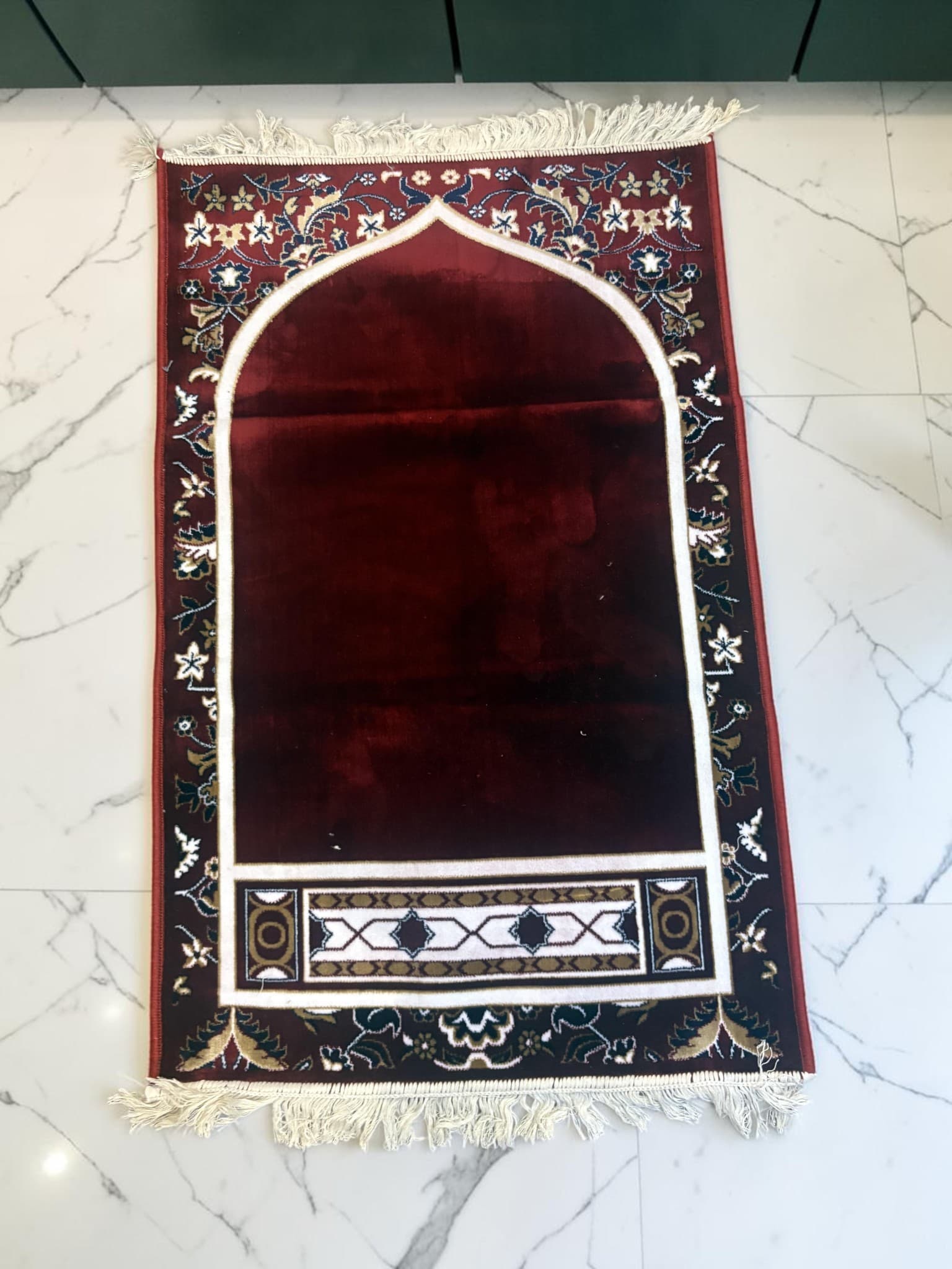 Premium Printed Carpet Material Prayer Mat, 75x120 cm alternate view